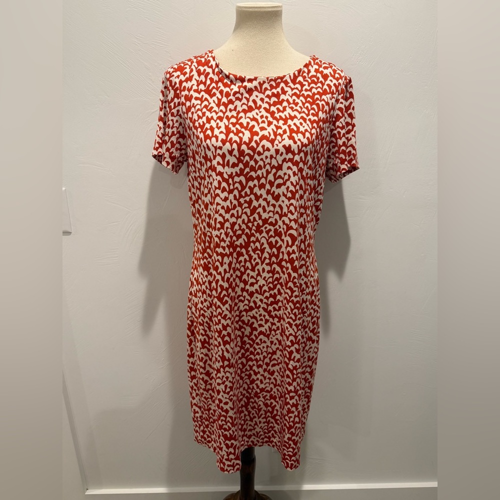 Diane Von Furstenberg Red and Cream Printed Short Sleeve Midi Dress
